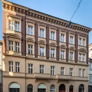 Capital - 4*, Praag Tsjechië