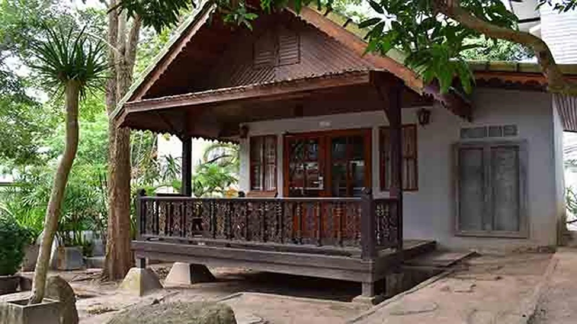 Sairee Hut Resort Koh Tao-SHA Plus 3*,