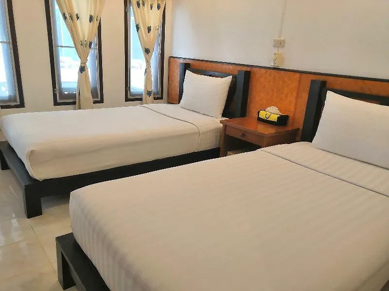 Sairee Hut Resort Koh Tao-SHA Plus